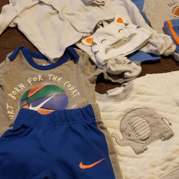 Infant clothes - Picture 2 of 5